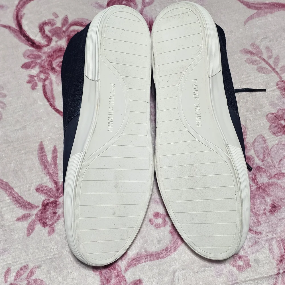 Ben Sherman Navy Chukka Boots with White Sole and Red Heel Loop
